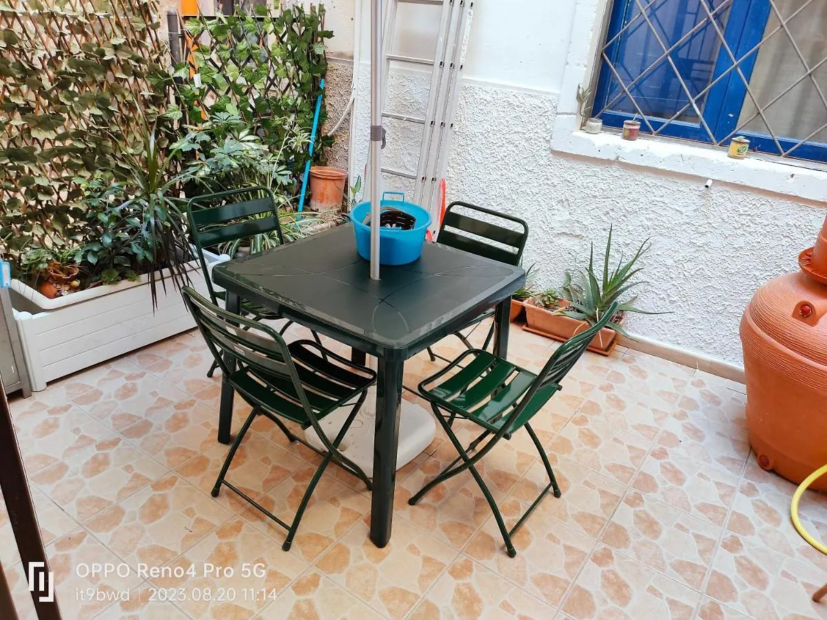 Holiday home Mawi Apartment - Peaceful Apt. W/ Double Bed - 9Min Walk To Ortigia Syracuse